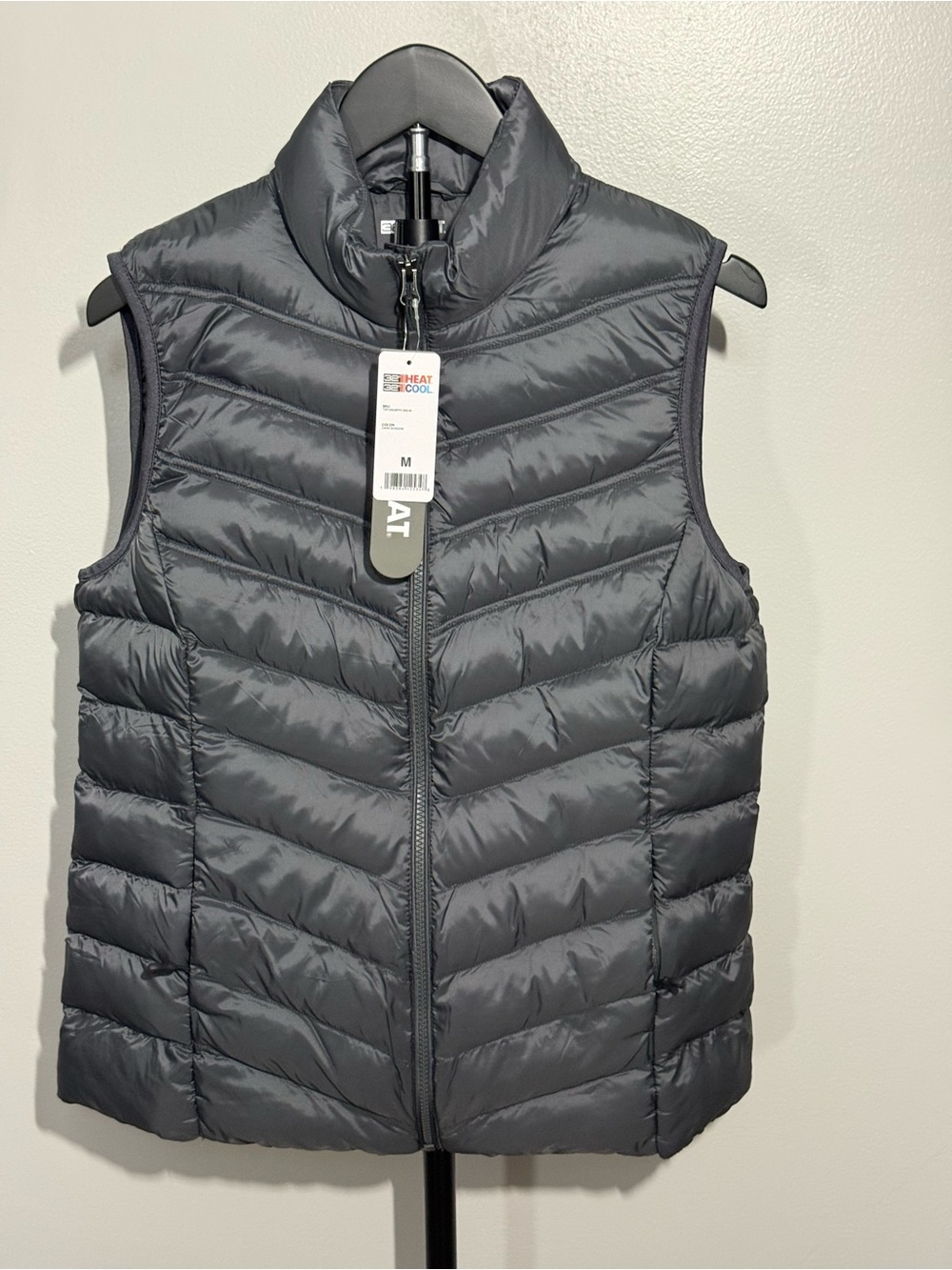 32 Degrees women's lightweight packable puffer vest chevron quilting pattern NWT